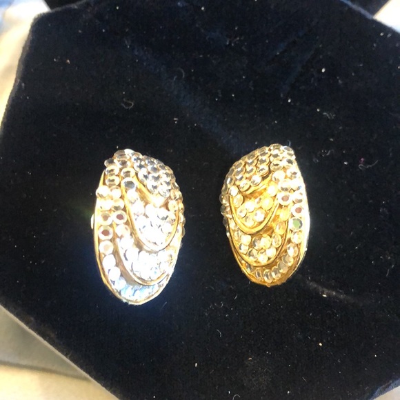 Vintage Swarovski Crystal Shell Style Clip on Earrings-Boutique - Picture 6 of 7